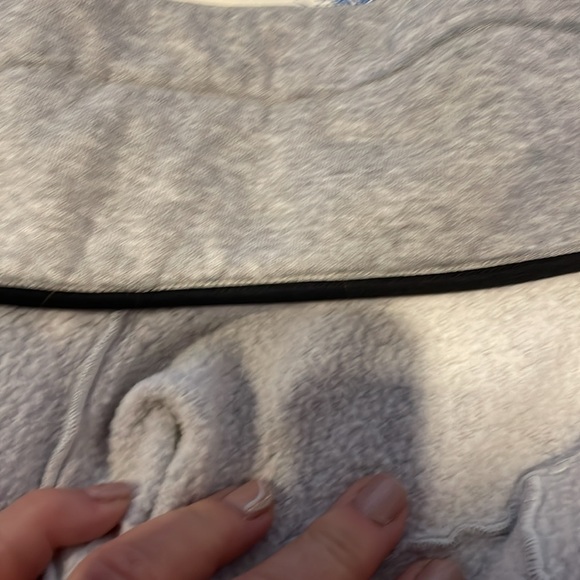 Lululemon zip up sweatshirt with adjustable waist size small - Picture 13 of 14